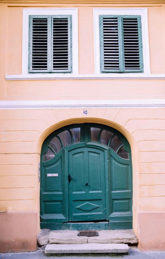 Chic Central Studio Sibiu Exterior photo