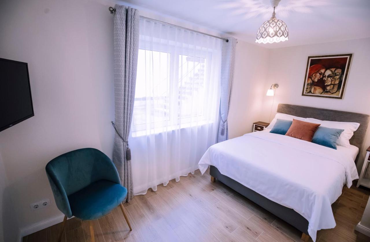 Chic Central Studio Sibiu Exterior photo
